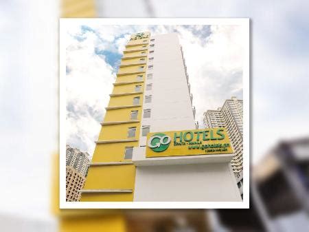Hotels near Manila Doctors Hospital .